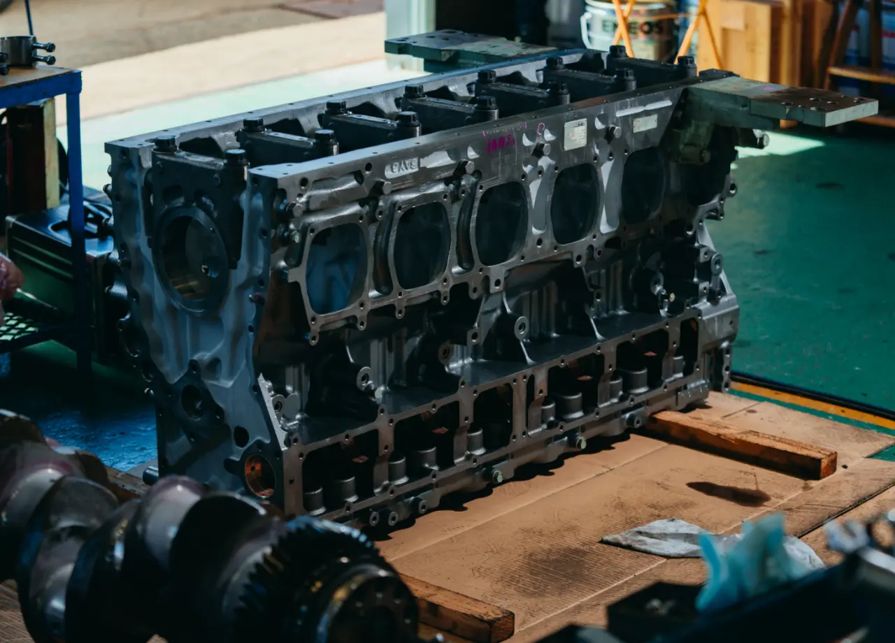 船舶用エンジン　修理・販売